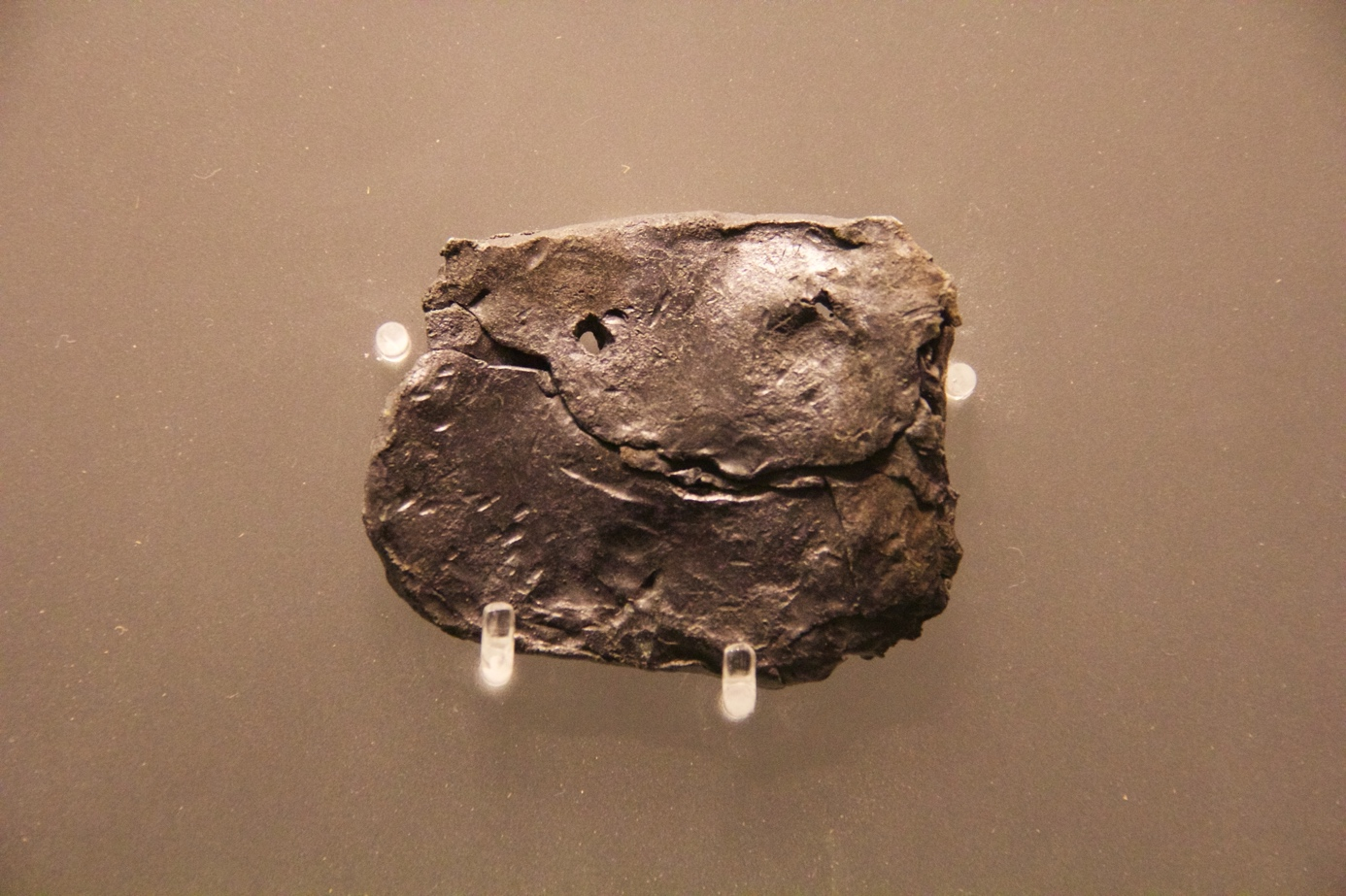 Une image contenant intérieur, art